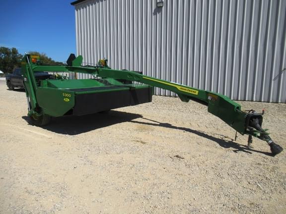 Image of John Deere S300 equipment image 2