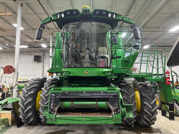 Image of John Deere S760 equipment image 2