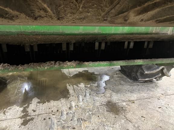 Image of John Deere S760 equipment image 4