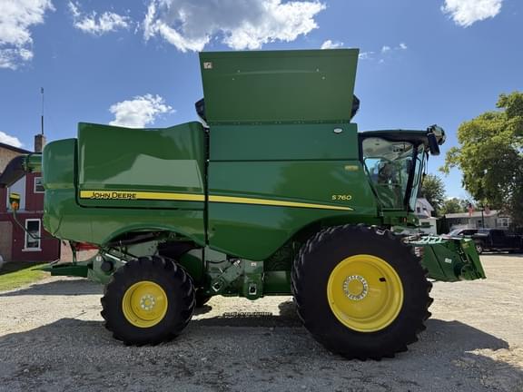 Image of John Deere S760 equipment image 4
