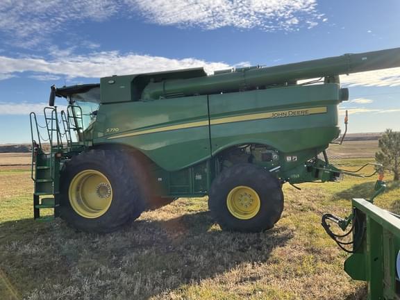 Image of John Deere S770 equipment image 1