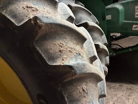 Image of John Deere S770 equipment image 4