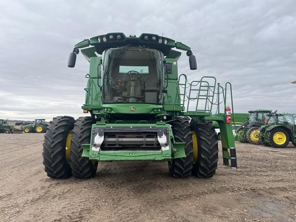 Image of John Deere S770 equipment image 2