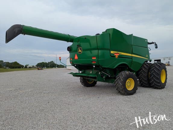 Image of John Deere S770 equipment image 3