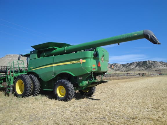 Image of John Deere S770 equipment image 1