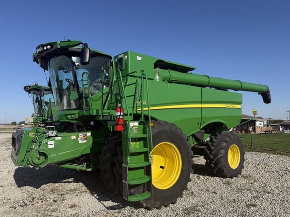 2023 John Deere S770 Equipment Image0