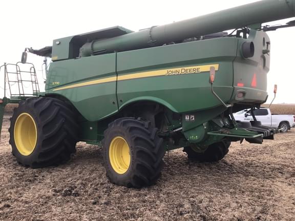 Image of John Deere S770 equipment image 4