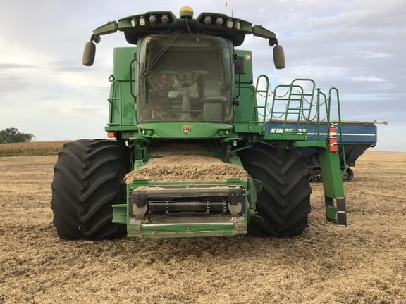 Image of John Deere S770 equipment image 2