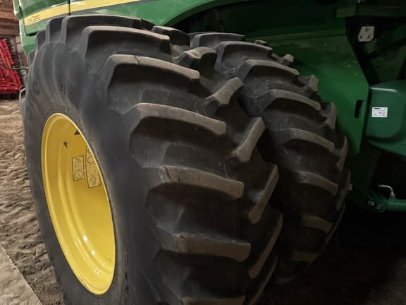 Image of John Deere S770 equipment image 1