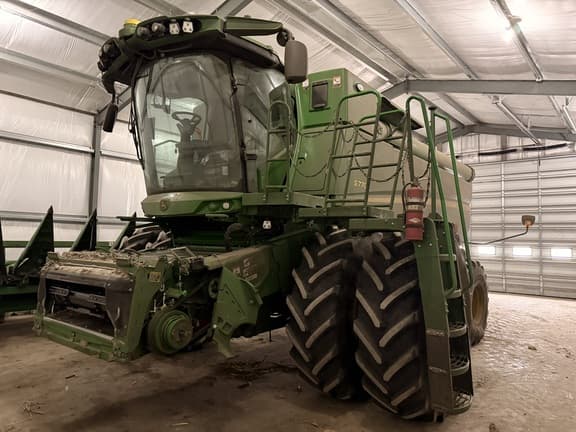 Image of John Deere S770 equipment image 2
