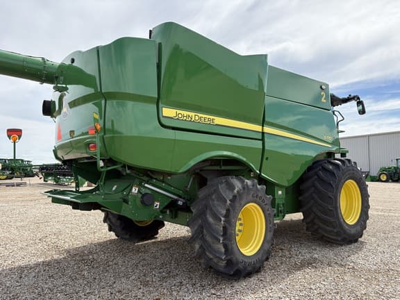 Image of John Deere S770 equipment image 3