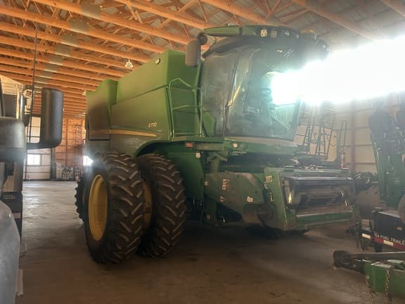 Image of John Deere S770 equipment image 1