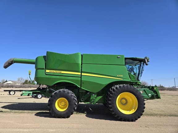 2023 John Deere S770 Equipment Image0