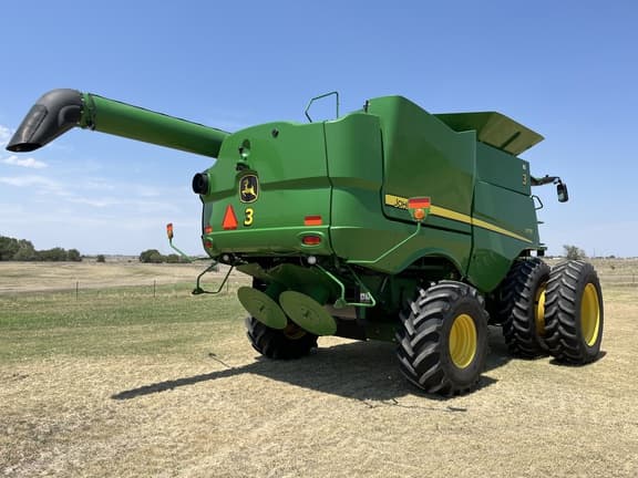 Image of John Deere S770 equipment image 4