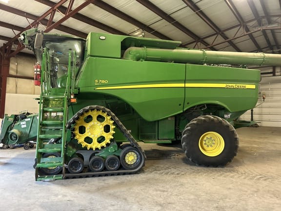 2023 John Deere S780 Equipment Image0