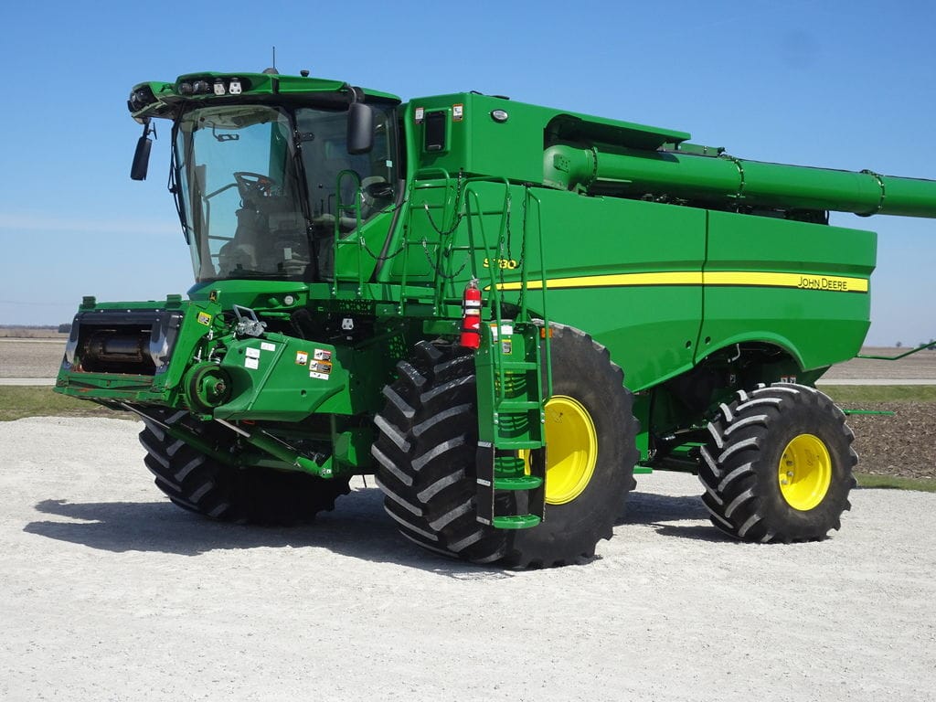 2023 John Deere S780 Equipment Image0