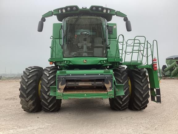 Image of John Deere S780 equipment image 1