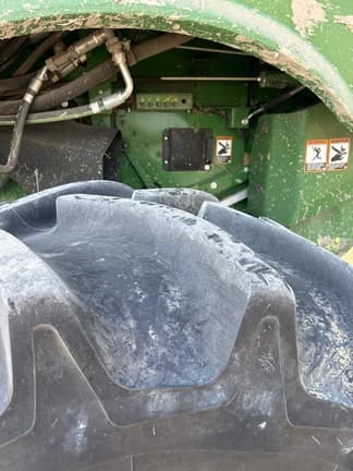 Image of John Deere S780 equipment image 4