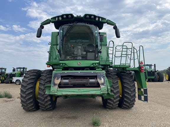 2023 John Deere S780 Equipment Image0