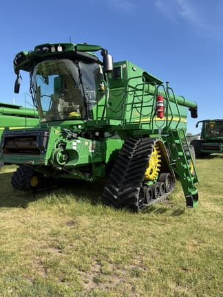 Image of John Deere S780 Primary image