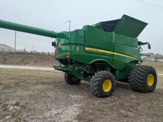 Image of John Deere S780 equipment image 3