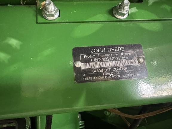 Image of John Deere S780 equipment image 1