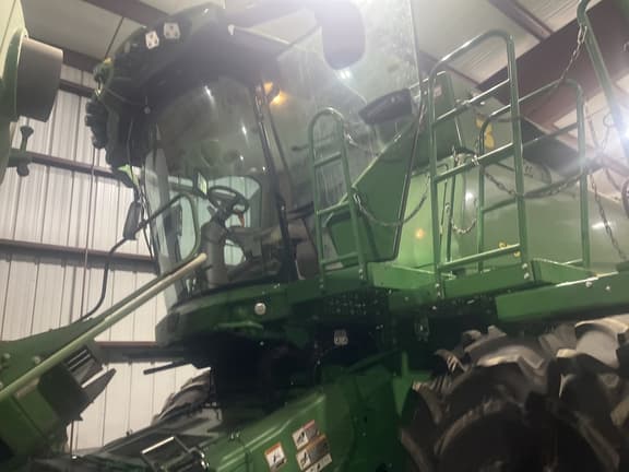 Image of John Deere S790 Primary image