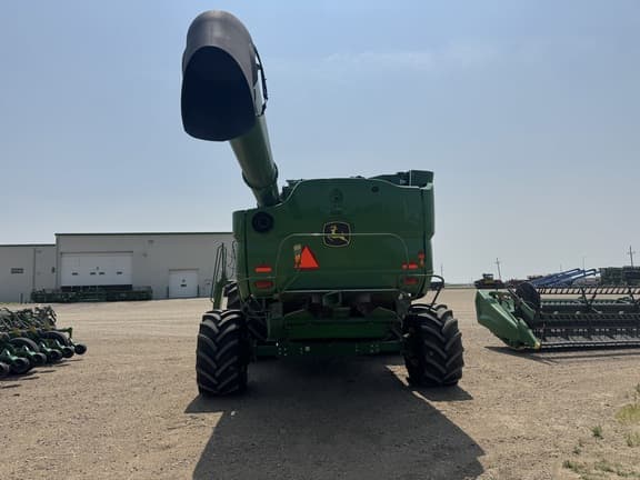 Image of John Deere S790 equipment image 4