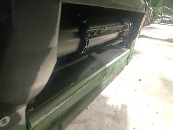 Image of John Deere S790 equipment image 1