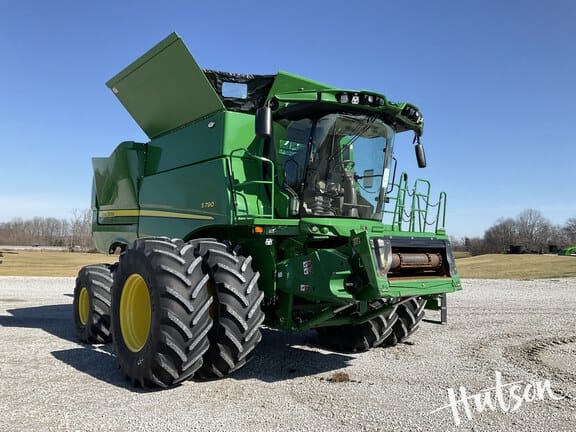 2023 John Deere S790 Equipment Image0
