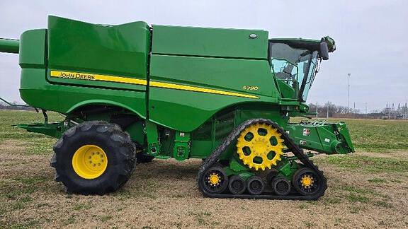 Image of John Deere S790 equipment image 3