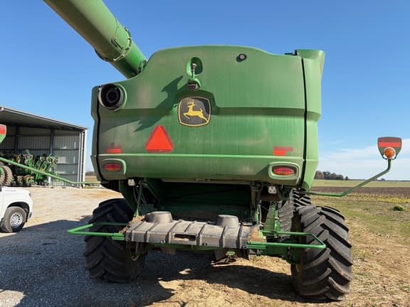 Image of John Deere S790 equipment image 4