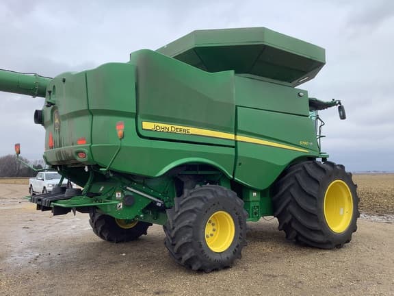 Image of John Deere S790 equipment image 4