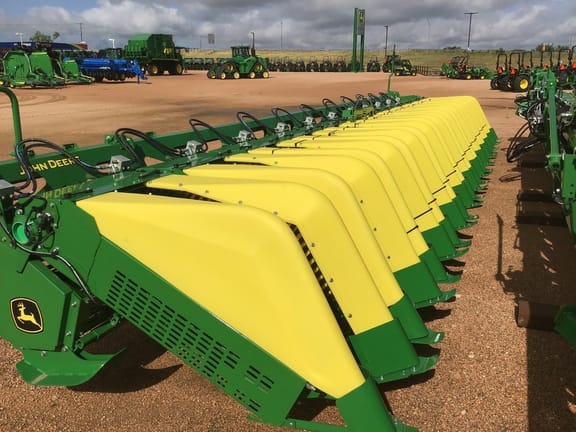 2023 John Deere SH12R Equipment Image0