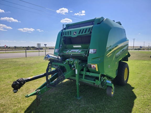 2023 John Deere V461R Equipment Image0