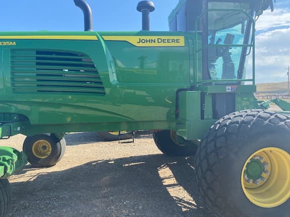 Image of John Deere W235M equipment image 1