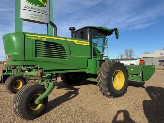Image of John Deere W235R equipment image 2