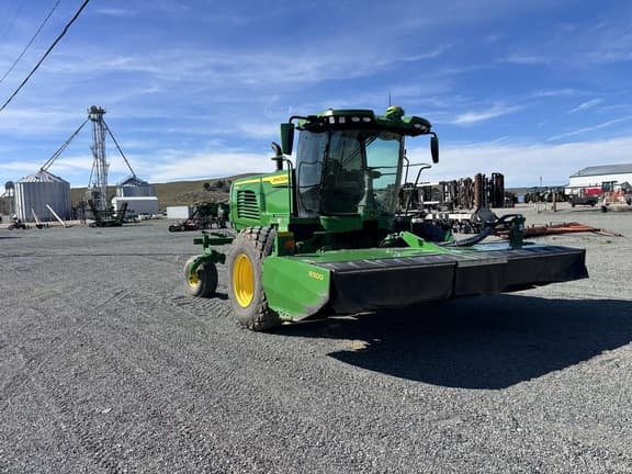 Image of John Deere W235R equipment image 4