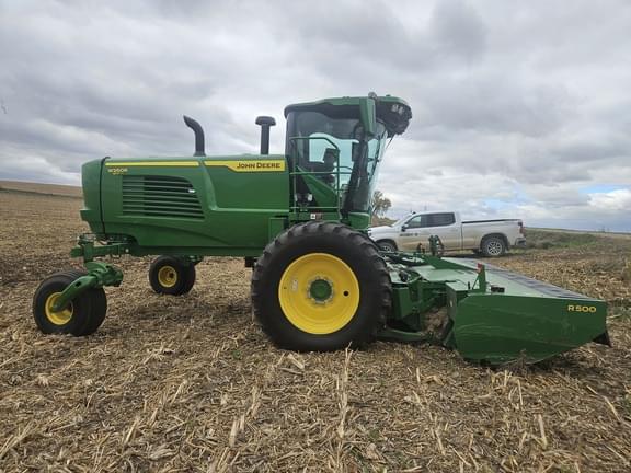 Image of John Deere W260R equipment image 2