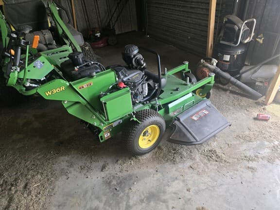 Image of John Deere W36R equipment image 2