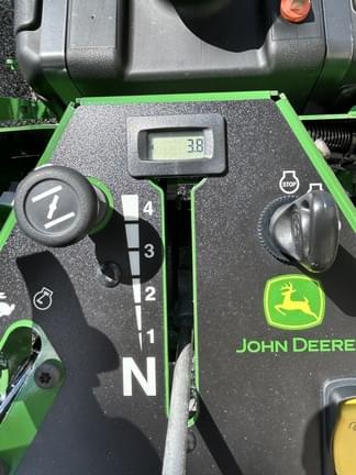 Image of John Deere W36R equipment image 3