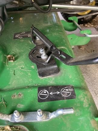 Image of John Deere X330 equipment image 3