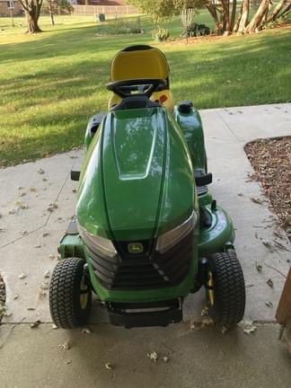 Image of John Deere X330 equipment image 2