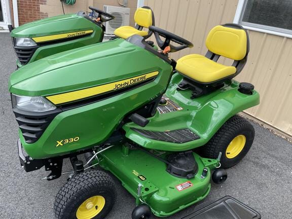 2023 John Deere X330 Equipment Image0