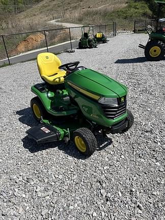 Image of John Deere X380 equipment image 1