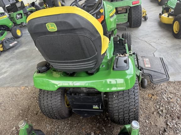 Image of John Deere X380 equipment image 1