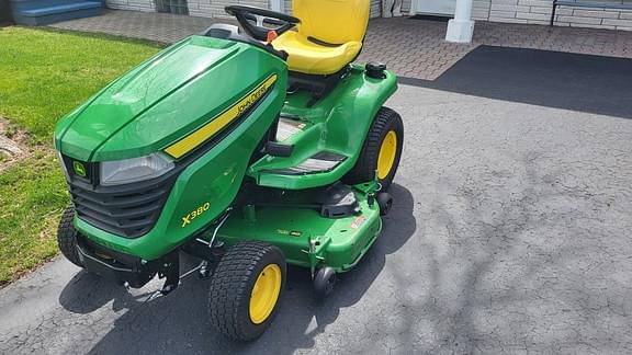 Image of John Deere X380 equipment image 1