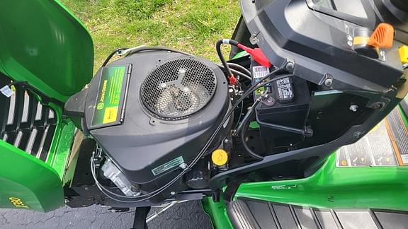 Image of John Deere X380 equipment image 3