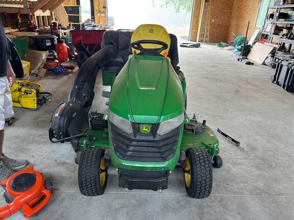 Image of John Deere X390 equipment image 2