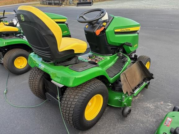 Image of John Deere X390 equipment image 4